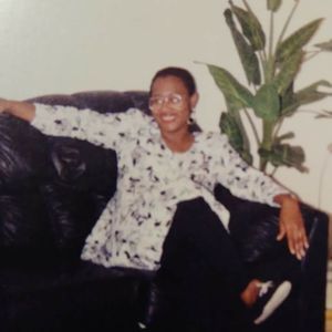 Meet your Posher, Elizabeth